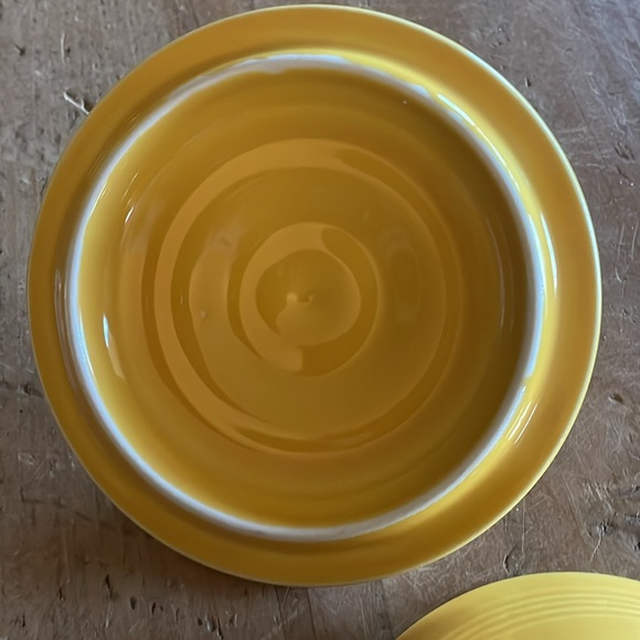 Vintage Fiesta Ware Yellow Sugar Bowl - Picture 6 of 10